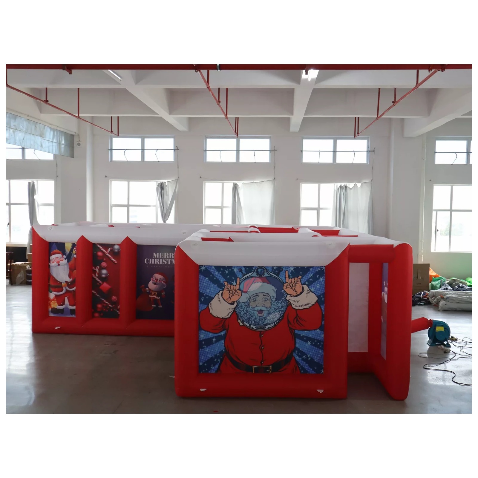 대형 빨간색과 흰색 평평한 지붕의 에어바운스 미로 3X - Party Games Kids 리뷰 및 가격